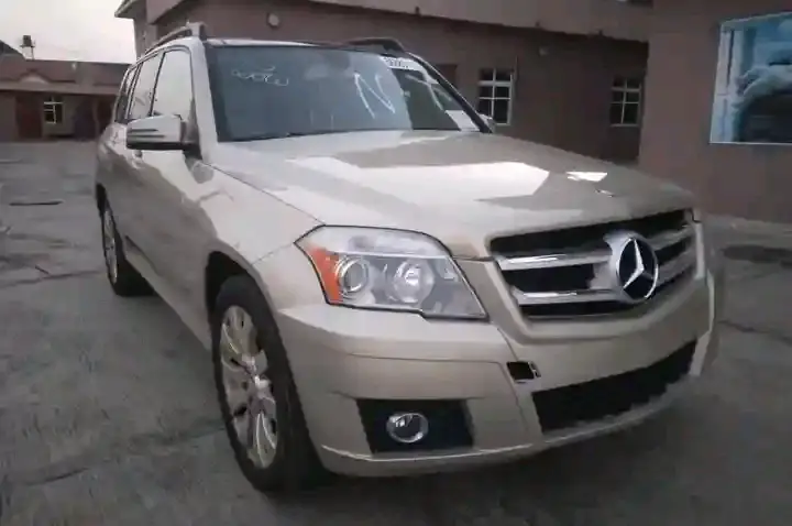 Buying a Used Luxury SUV? Consider This 2012 Mercedes-Benz GLK350